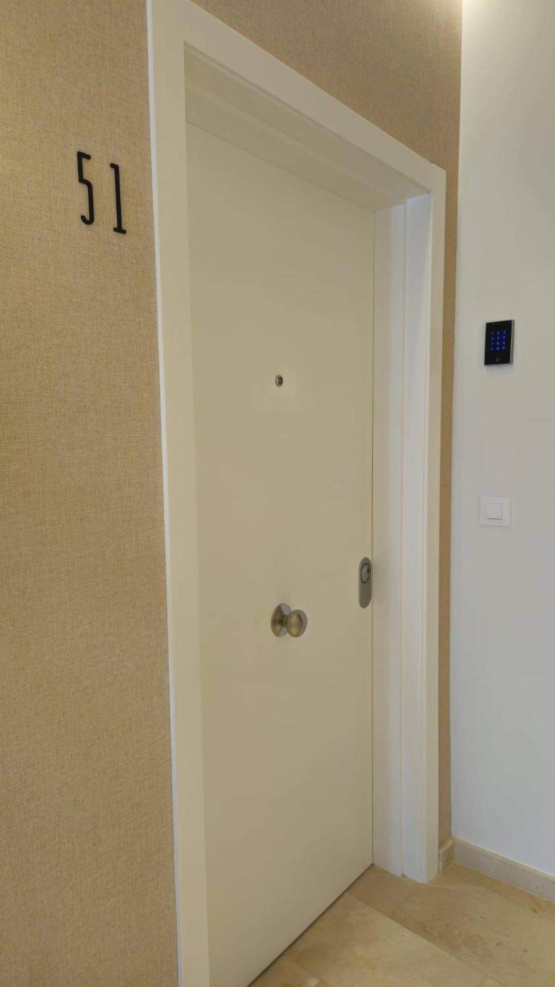 Imperial Apartamentos バレンシア エクステリア 写真