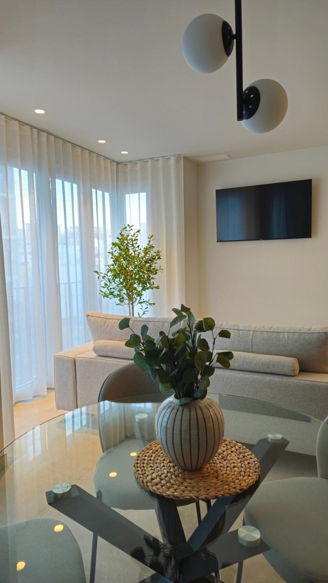 Imperial Apartamentos バレンシア エクステリア 写真